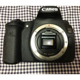 eos 60d Canon aps-c ボディのみ　バリアアングル液晶故障