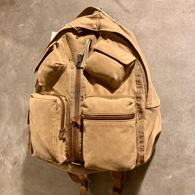 DIGAWEL(ディガウェル)の20SS DIGAWEL POCKET DAY PACK 新品 完売品 メンズのバッグ(バッグパック/リュック)の商品写真