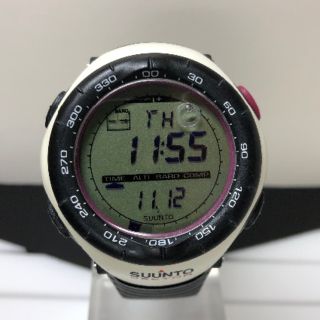 スント(SUUNTO)の【1500台限定モデル】スント ベクター ノーザンホワイト (腕時計(デジタル))