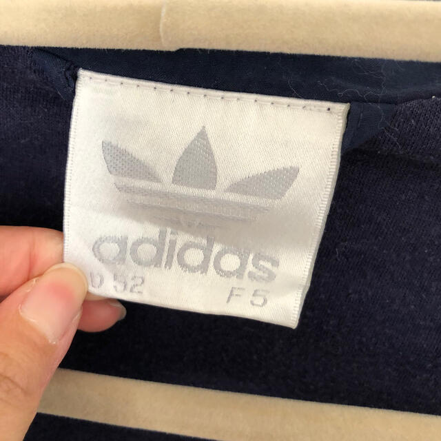 adidas(アディダス)の『古着』アディダス　ナイロンジャケット メンズのジャケット/アウター(ナイロンジャケット)の商品写真