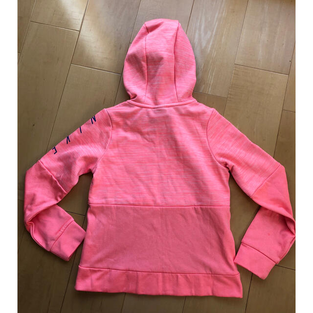 NIKE(ナイキ)のNIKE  パーカー キッズ/ベビー/マタニティのキッズ服女の子用(90cm~)(Tシャツ/カットソー)の商品写真