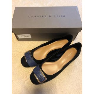 チャールズアンドキース(Charles and Keith)の✨️未使用✨️チャールズ＆キース  パンプス (ハイヒール/パンプス)