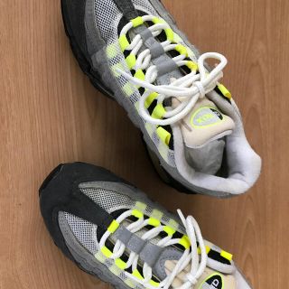 ナイキ(NIKE)のエアマックス９５イエローグラデ(スニーカー)