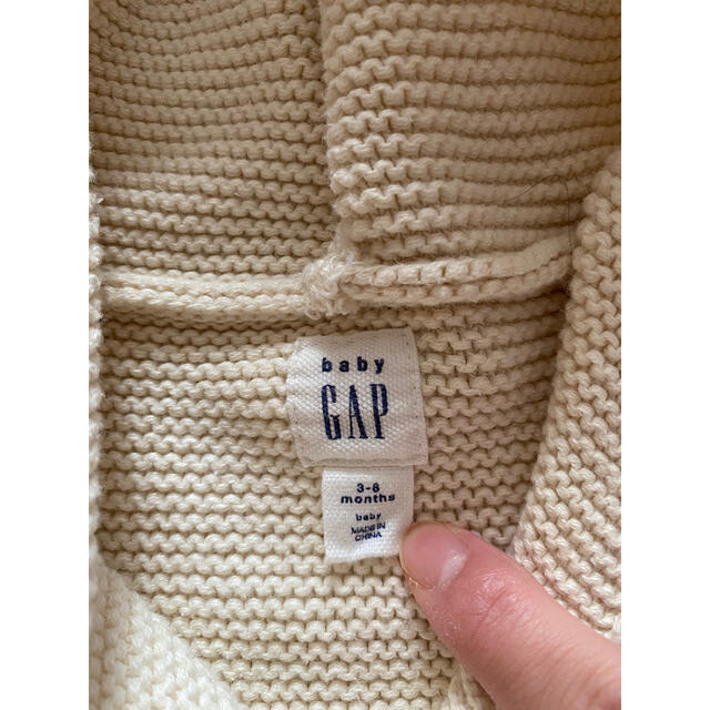 babyGAP(ベビーギャップ)の［専用］GAP くま耳 カーディガン、くまさんタイツ キッズ/ベビー/マタニティのベビー服(~85cm)(カーディガン/ボレロ)の商品写真