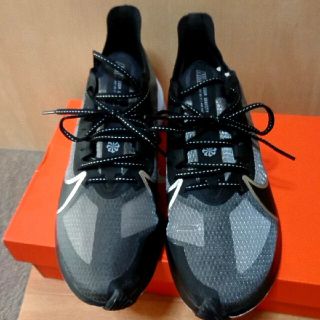 ナイキ(NIKE)の超美品  ナイキ   ２６.５㎝  グラビティー   箱あり(スニーカー)