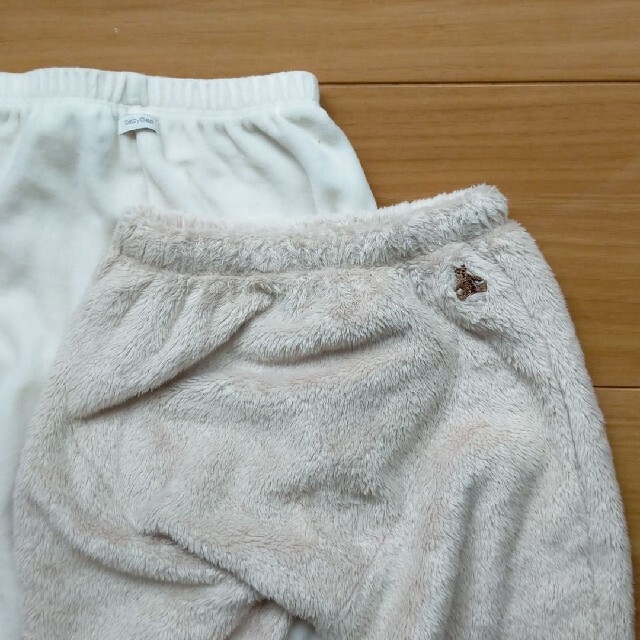 babyGAP(ベビーギャップ)のbabyGap足カバー付きパンツ 80cm キッズ/ベビー/マタニティのベビー服(~85cm)(カバーオール)の商品写真