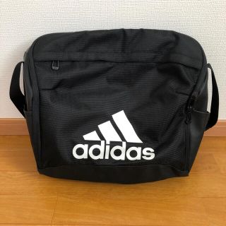 アディダス(adidas)のadidas カバン(ショルダーバッグ)