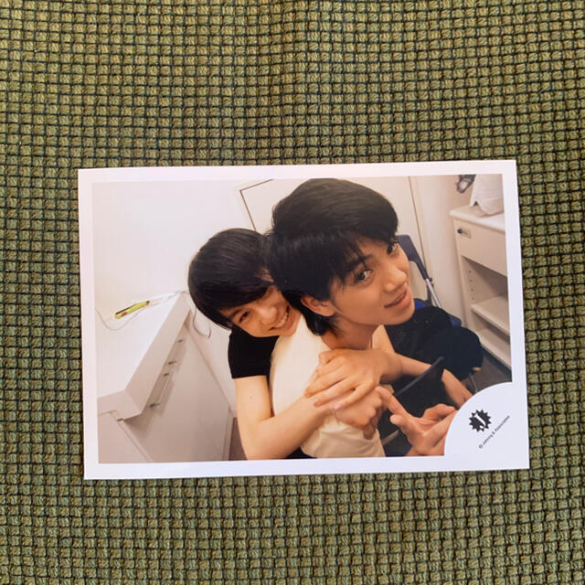 宮近海斗　松田元太　公式写真 エンタメ/ホビーのタレントグッズ(アイドルグッズ)の商品写真