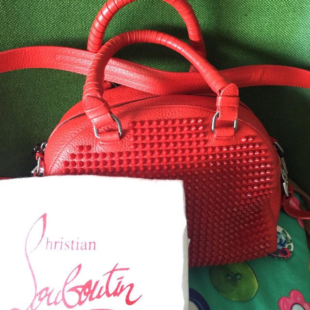 Christian Louboutin(クリスチャンルブタン)の正規品 ルブタン バッグ レディースのバッグ(ハンドバッグ)の商品写真