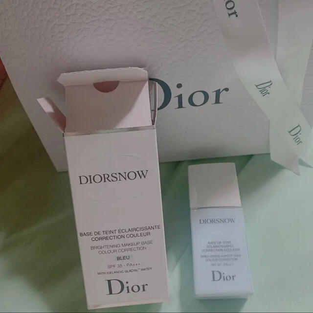 dior✤スノー メイクアップ ベース UV35ブルー下地✰定価以下