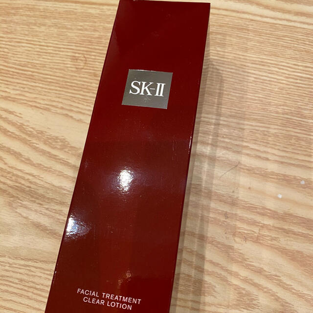 SK-II(エスケーツー)の新品未開封　SK-II フェイシャルトリートメント　クリアローション　230ml コスメ/美容のスキンケア/基礎化粧品(化粧水/ローション)の商品写真