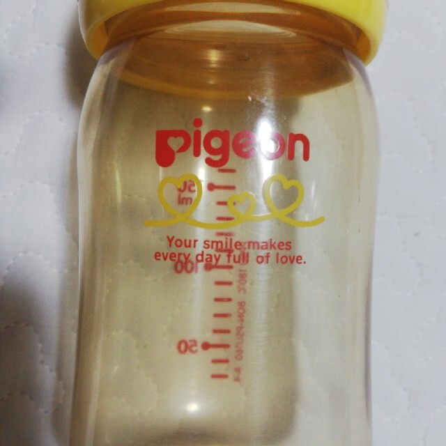 Pigeon(ピジョン)のPIGEON母乳実感 哺乳瓶160ml 2本セット キッズ/ベビー/マタニティの授乳/お食事用品(哺乳ビン)の商品写真