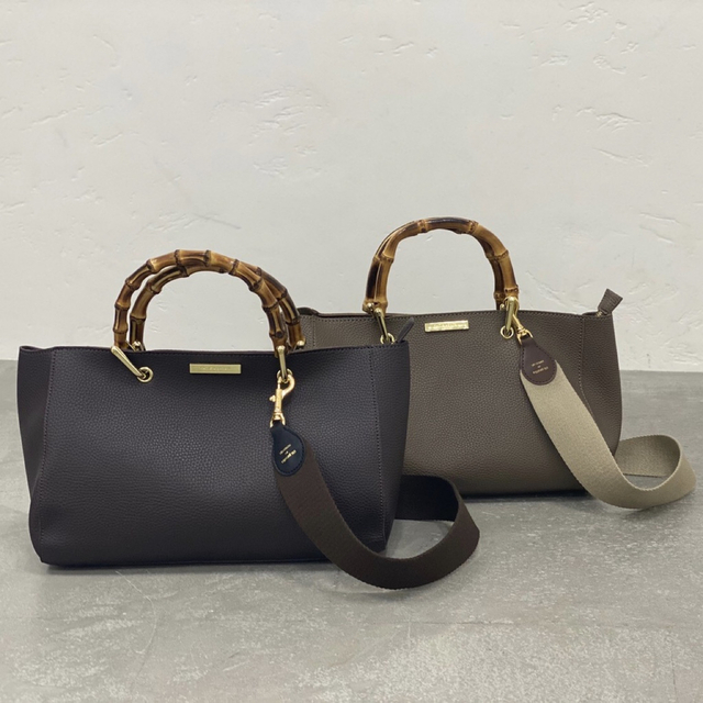 DEUXIEME CLASSE(ドゥーズィエムクラス)のドゥーズィエムクラス2020AW☆ KATIELOXTONBAG＆ストラップ茶 レディースのバッグ(ショルダーバッグ)の商品写真