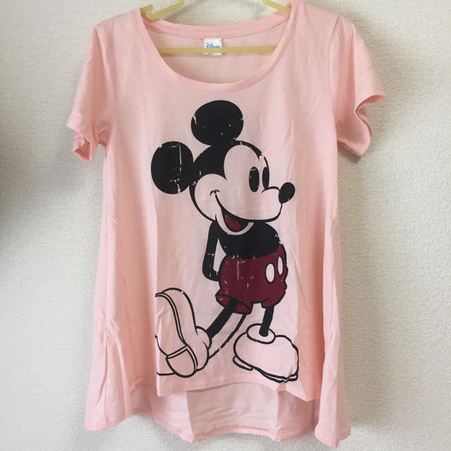 Disney(ディズニー)のDisney ミッキーＴシャツ レディースのトップス(Tシャツ(半袖/袖なし))の商品写真