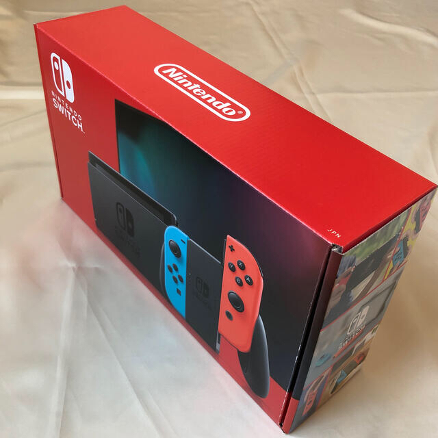 新型 Nintendo Switch ネオンカラー