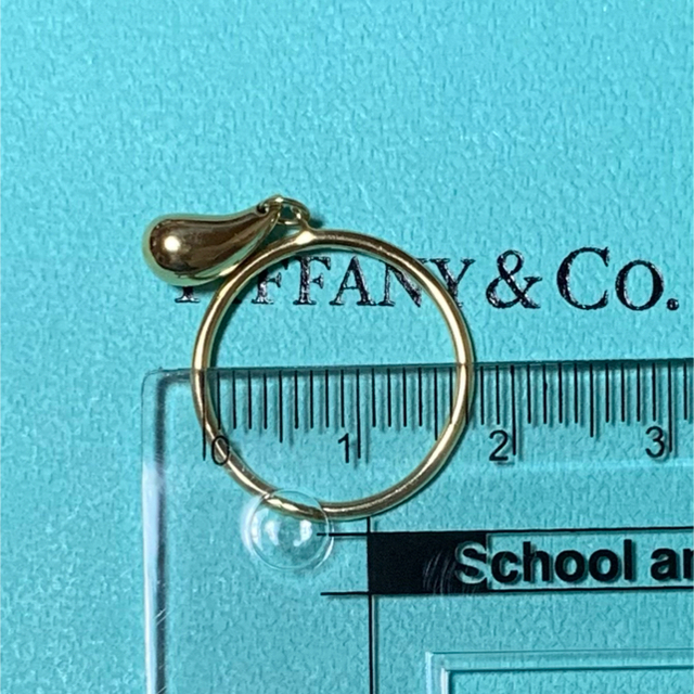 Tiffany & Co.(ティファニー)のTiffany  ティアドロップリング　18k   10〜11号 レディースのアクセサリー(リング(指輪))の商品写真