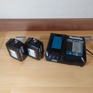 マキタ(Makita)のマキタ　18V　新品　6.0Ahバッテリ　急速充電器　セット(その他)