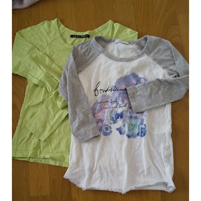 shuca(シュカ)のカットソー Tシャツ 2着セット レディースのトップス(Tシャツ(長袖/七分))の商品写真