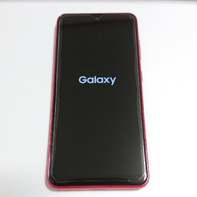 Galaxy(ギャラクシー)のGalaxyA20 UQモバイル　SCV46 RED赤　美品 スマホ/家電/カメラのスマートフォン/携帯電話(スマートフォン本体)の商品写真