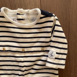 プチバトー(PETIT BATEAU)の新生児☆petit bateau☆1m/54cm☆マリニエールボーダーロンパース(ロンパース)