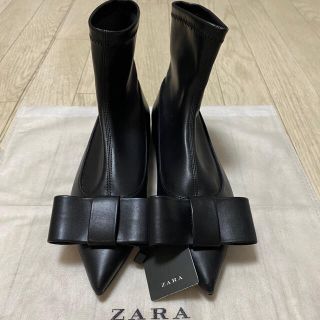 ザラ(ZARA)のヨット様専用ZARAリボン付きフェイクレザーショートブーツ(ブーツ)