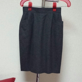 コムサデモード(COMME CA DU MODE)のお取り置中 コムサタイトスカート(ひざ丈スカート)