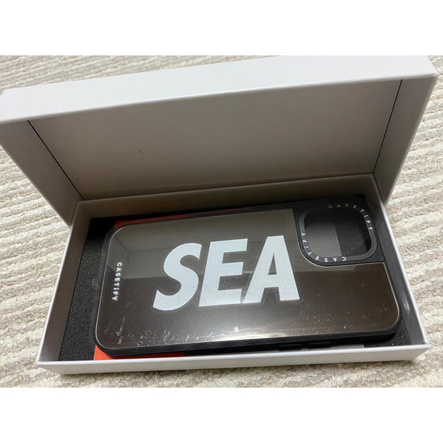 iPhone(アイフォーン)のCASETIFY wind and sea 11 pro スマホ/家電/カメラのスマホアクセサリー(iPhoneケース)の商品写真