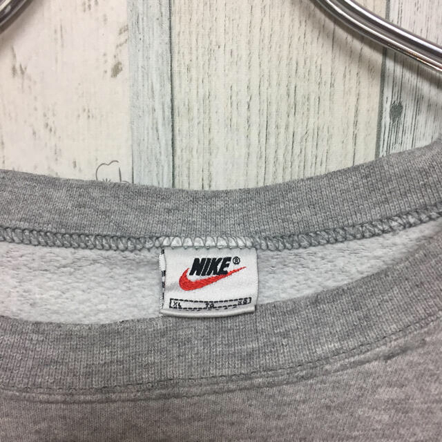 NIKE(ナイキ)の古着 NIKE ナイキ スウェット ビッグシルエット 刺繍ロゴ XL メンズのトップス(スウェット)の商品写真