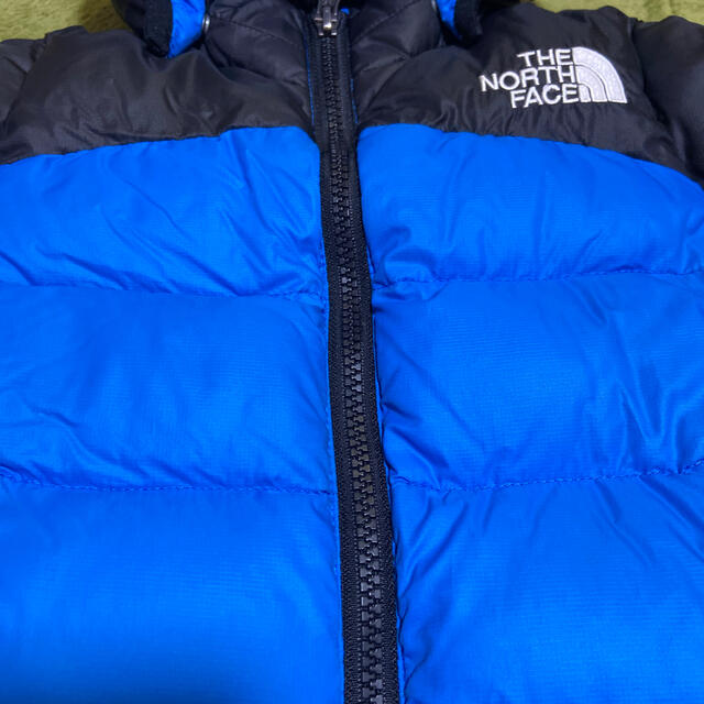 THE NORTH FACE(ザノースフェイス)の専用　ノースフェイス　ダウンジャケット　90 キッズ/ベビー/マタニティのキッズ服男の子用(90cm~)(ジャケット/上着)の商品写真