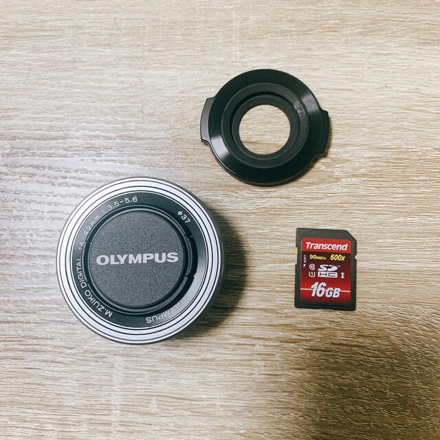 OLYMPUS(オリンパス)のOLYMPUS E−PL8 BROWN(レンズ、SDカード、レンズキャップ付き) スマホ/家電/カメラのカメラ(ミラーレス一眼)の商品写真