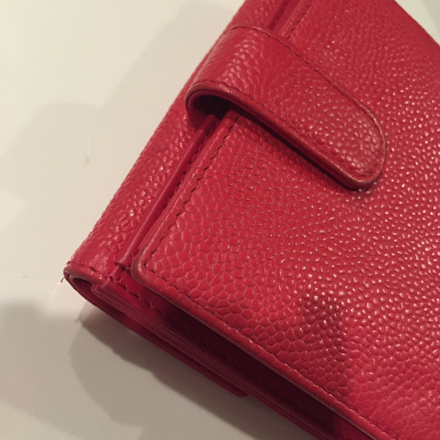 CHANEL(シャネル)のお値下げ‼︎シャネル❤︎二つ折り財布❤︎ レディースのファッション小物(財布)の商品写真