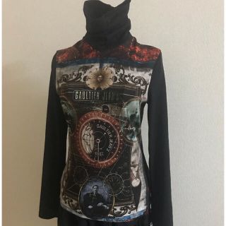 ジャンポールゴルチエ(Jean-Paul GAULTIER)のJean-Paul GAULTIER ハイネックプリントカットソー(カットソー(長袖/七分))