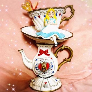 フシギノクニノアリス(ふしぎの国のアリス)のDisney ふしぎの国のアリス ティーカップポット置物  美品♡(キャラクターグッズ)