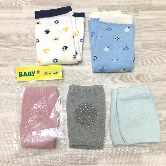 babyGAP(ベビーギャップ)のベビー膝パット5種セット キッズ/ベビー/マタニティのこども用ファッション小物(靴下/タイツ)の商品写真