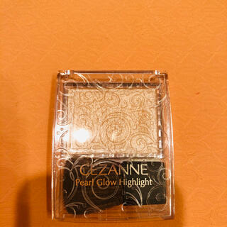 セザンヌケショウヒン(CEZANNE（セザンヌ化粧品）)のセザンヌ パールグロウハイライト 01 シャンパンベージュ 2.4g(フェイスカラー)
