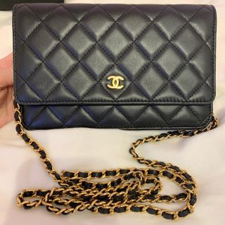 シャネル(CHANEL)のシャネル　チェーンウォレット　チェーンバッグ(ショルダーバッグ)