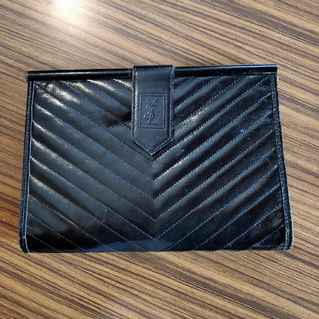 Yves Saint Laurent クラッチバッグ