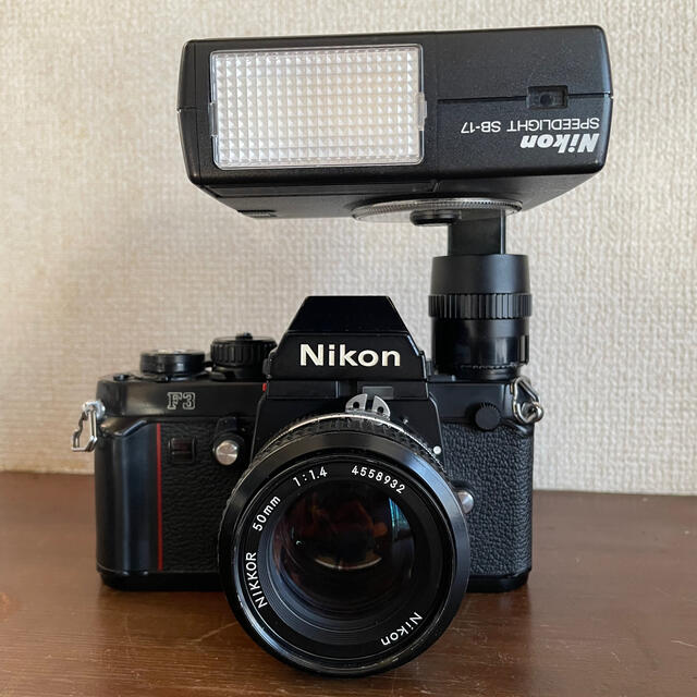 Nikon F3+Nikkor 50mm f1.4+SB-17