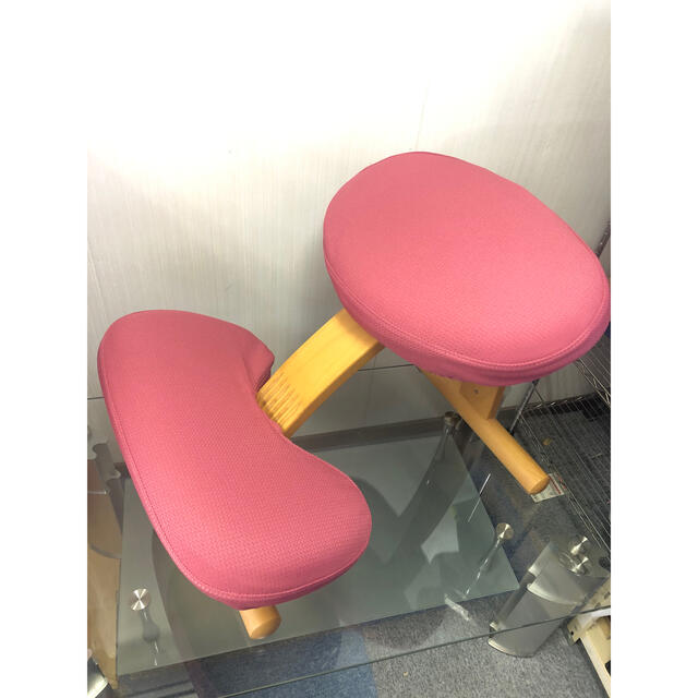 リボ バランスイージー チェア 姿勢椅子 カバー付き! - デスクチェア