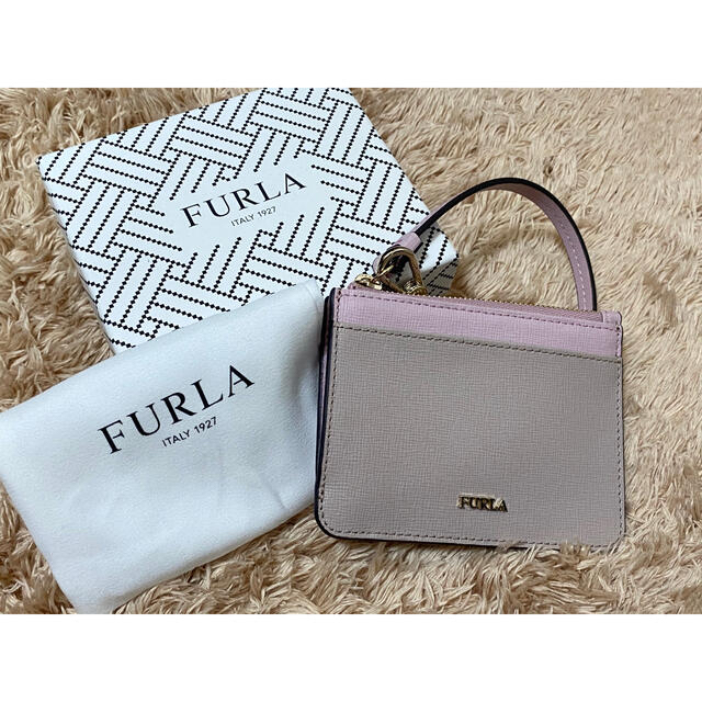 【新品未使用】FURLA フルラ パスケース