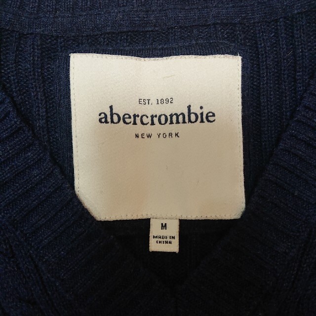 Abercrombie&Fitch(アバクロンビーアンドフィッチ)のAbercrombie&Fitch キッズ ニット キッズ/ベビー/マタニティのキッズ服女の子用(90cm~)(ニット)の商品写真