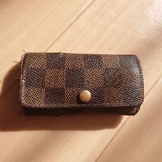 ルイヴィトン(LOUIS VUITTON)のルイヴィトン 4連 キーケース ダミエ(キーケース)