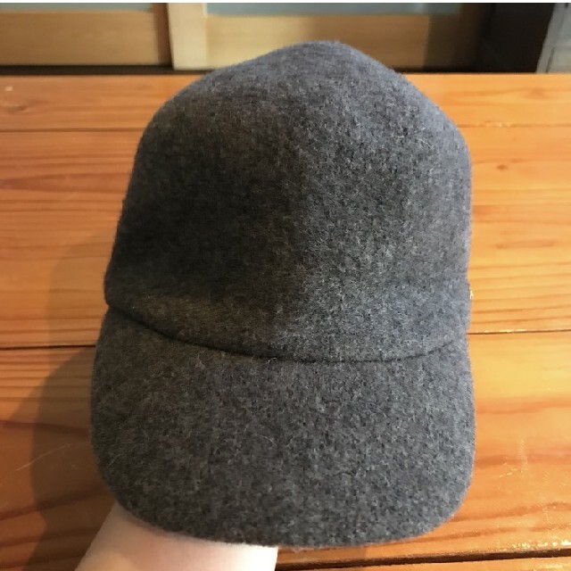 BRUNELLO CUCINELLI(ブルネロクチネリ)のナインテイラー帽子ななさんせんよう レディースの帽子(キャップ)の商品写真