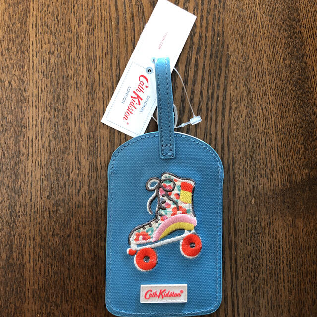 Cath Kidston キャスキッドソン 旅行用ラゲッジタグ ネームタグの通販 By Y 2 S Shop キャスキッドソンならラクマ Cath Kidston キャスキッドソン 旅行用ラゲッジタグ ネームタグの通販 By Y 2 S Shop キャスキッドソンならラクマ