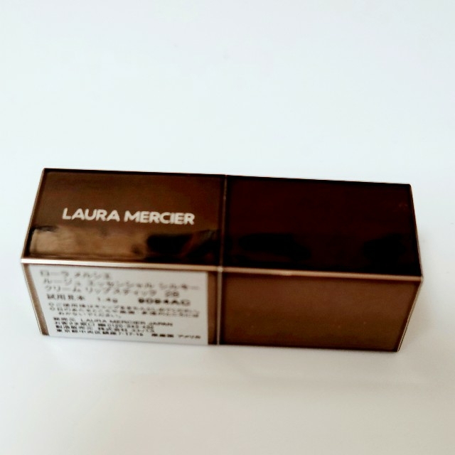 laura mercier(ローラメルシエ)のローラメルシエ リップスティック ルージュ エッセンシャル ミニサイズ コスメ/美容のベースメイク/化粧品(口紅)の商品写真