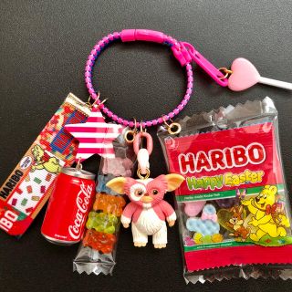 HARIBO&ピンクギズモ ジャラジャラ　ハンドメイド(キャラクターグッズ)