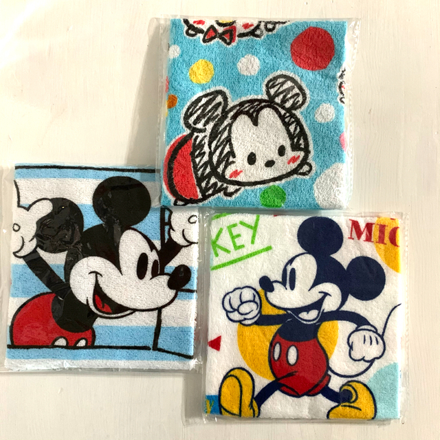 Disney(ディズニー)のハンドタオル　3枚セット エンタメ/ホビーのアニメグッズ(タオル)の商品写真