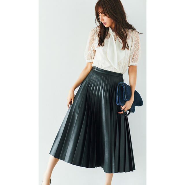 LE CIEL BLEU タグ付き新品 LE CIEL BLEU レザープリーツ スカートの