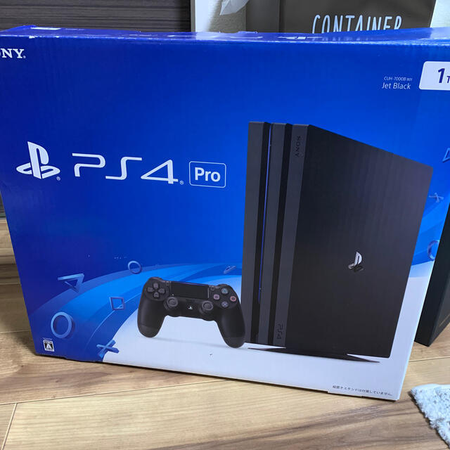 PS4pro 1TB ジェットブラック　プレステ4 本体ソフト　セットのサムネイル