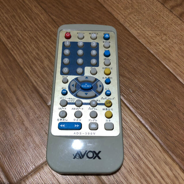 AVOX DVDリモコン スマホ/家電/カメラのテレビ/映像機器(DVDプレーヤー)の商品写真